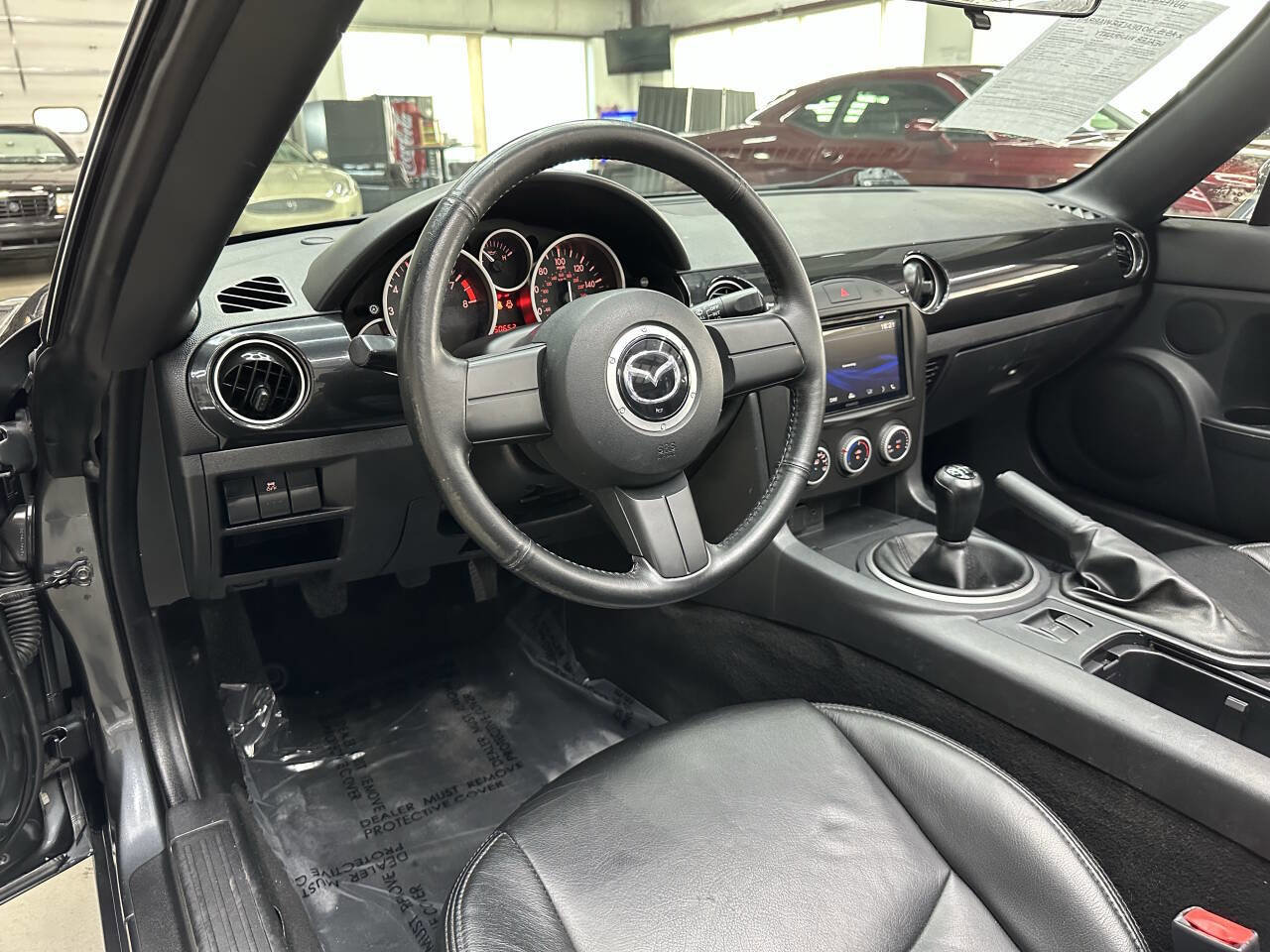 Used 2014 MAZDA MX-5 Miata Sport image 16