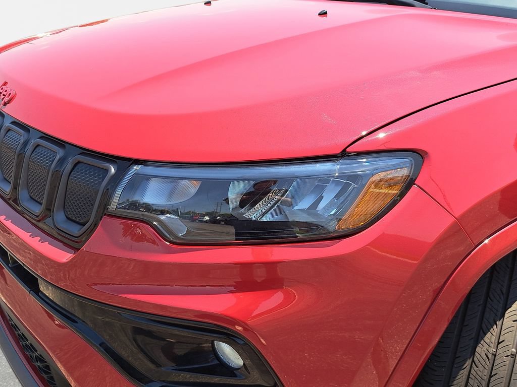 Certified 2022 Jeep Compass Limited AWD/4WD image 30