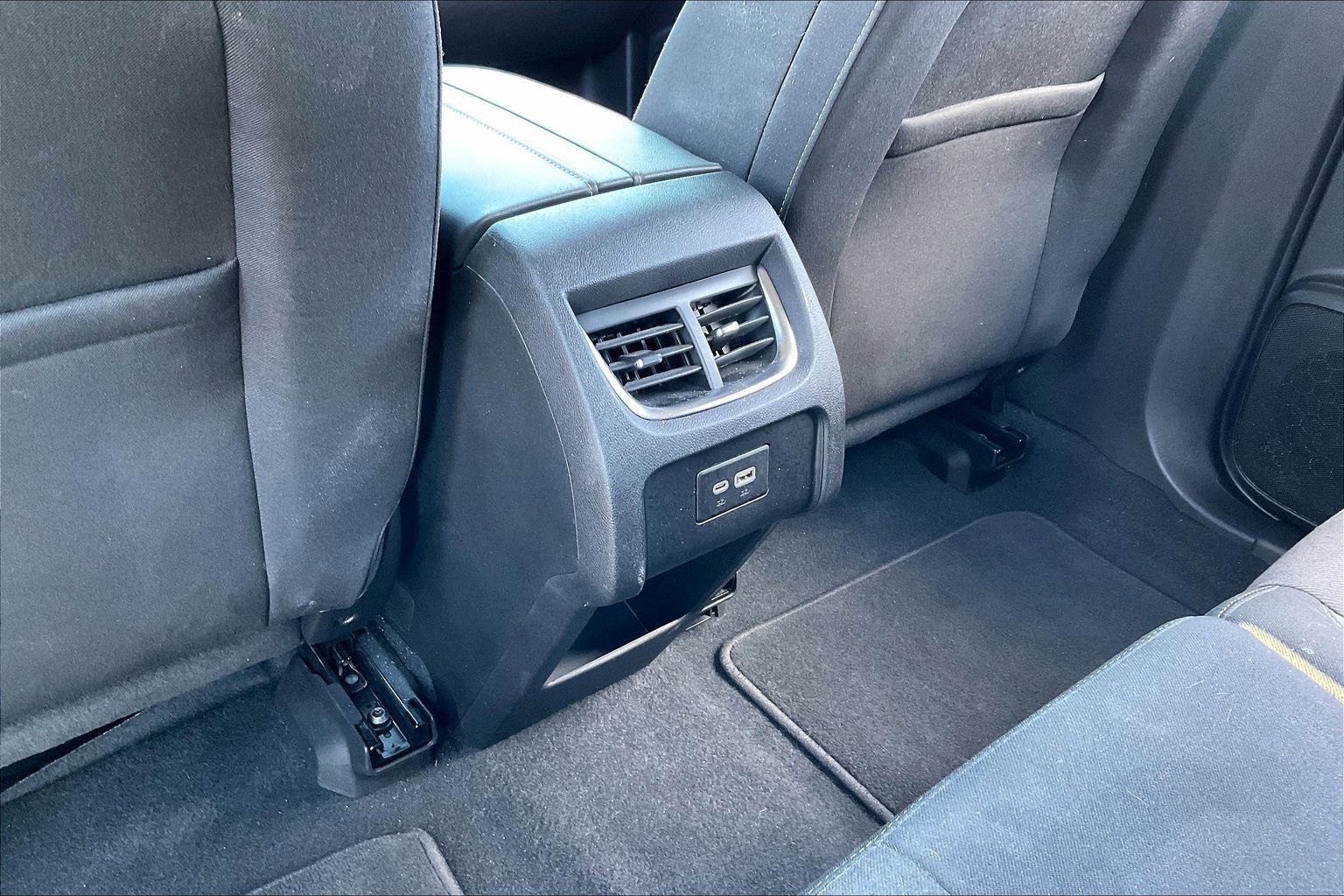 Used 2024 Chevrolet Blazer LT w/ Convenience Package image 23