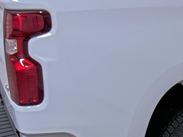 New 2026 Chevrolet Silverado 1500 LT w/ Z71 Off-Road Package AWD/4WD image 13