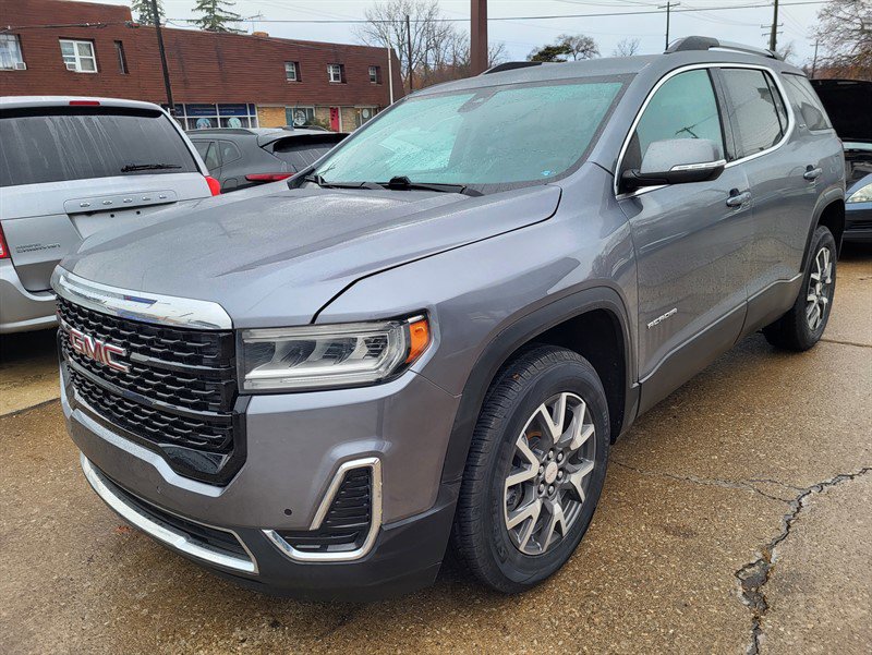 Used 2021 GMC Acadia SLE w/ Driver Convenience Package image 3