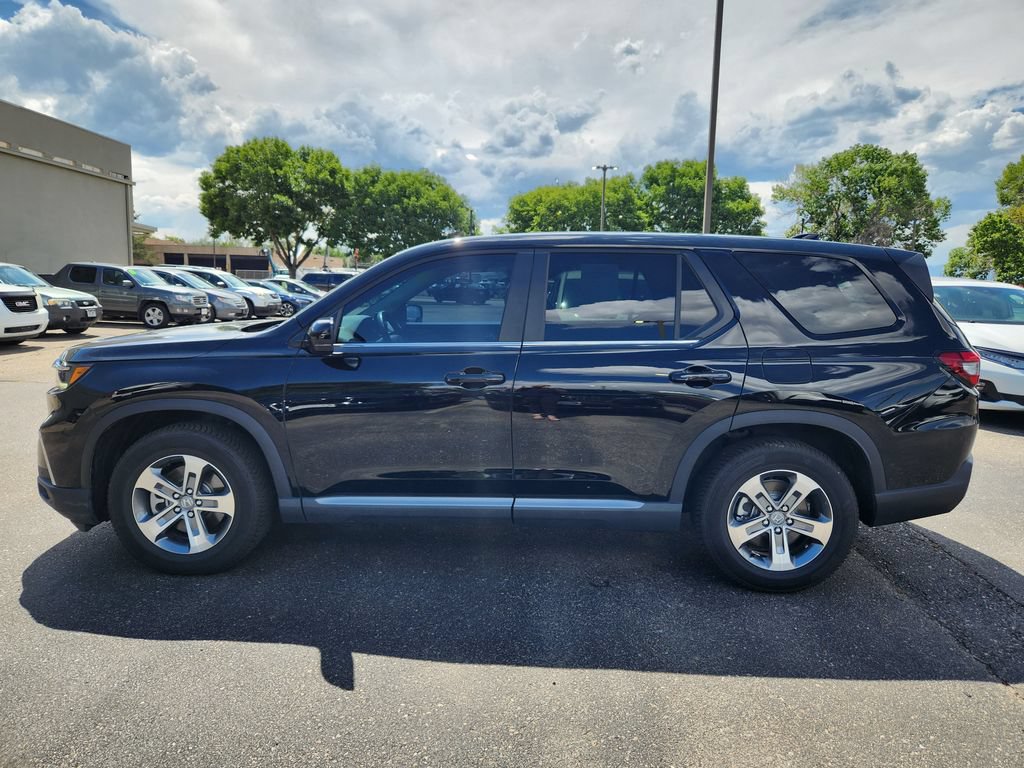 Used 2023 Honda Pilot EX-L image 4