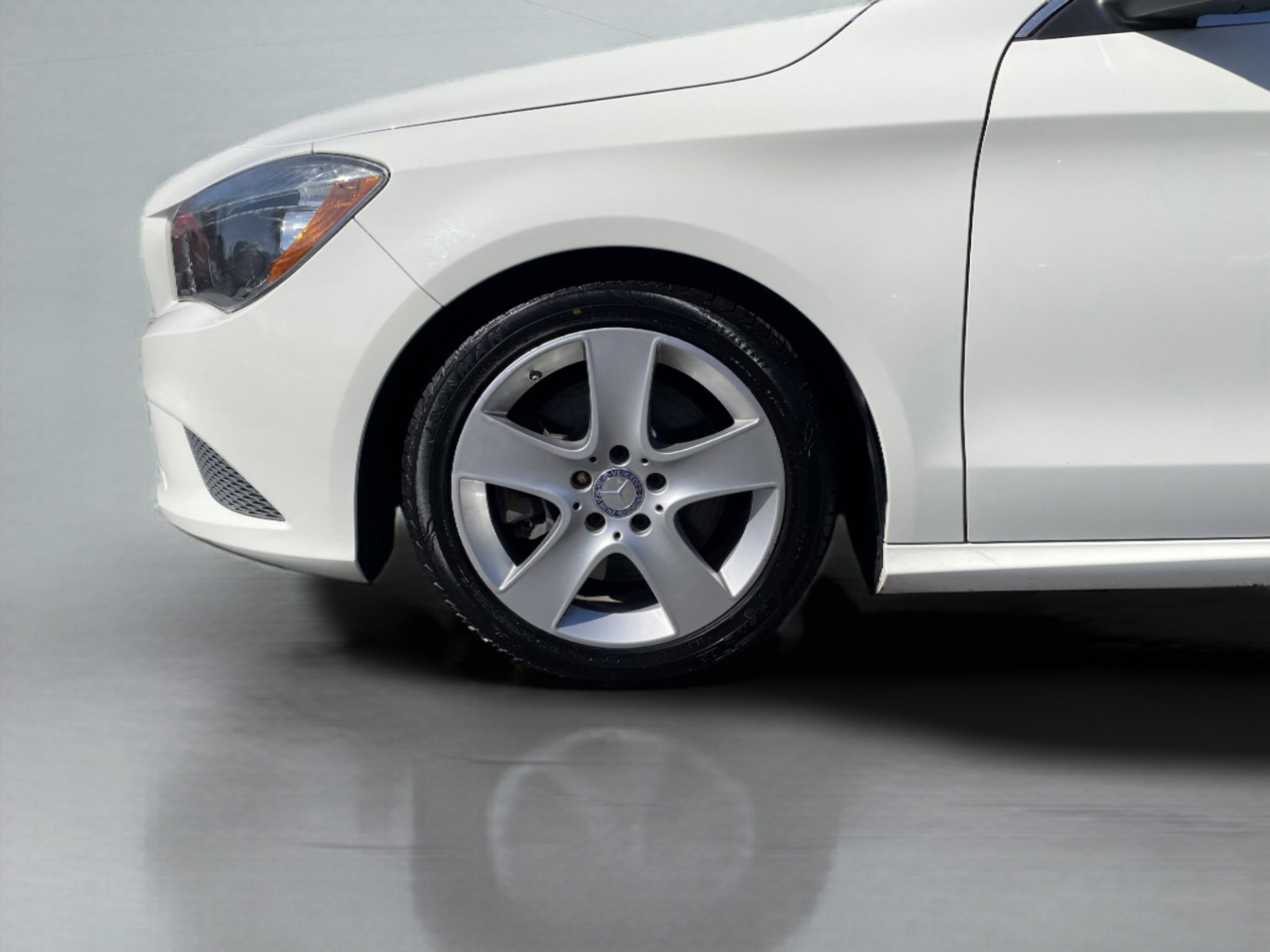 Used 2015 Mercedes-Benz CLA 250 image 20