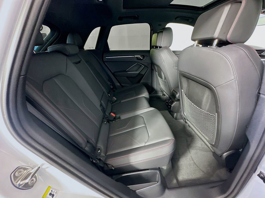 Used 2025 Audi Q3 2.0T Premium Plus w/ Premium Plus Package image 27