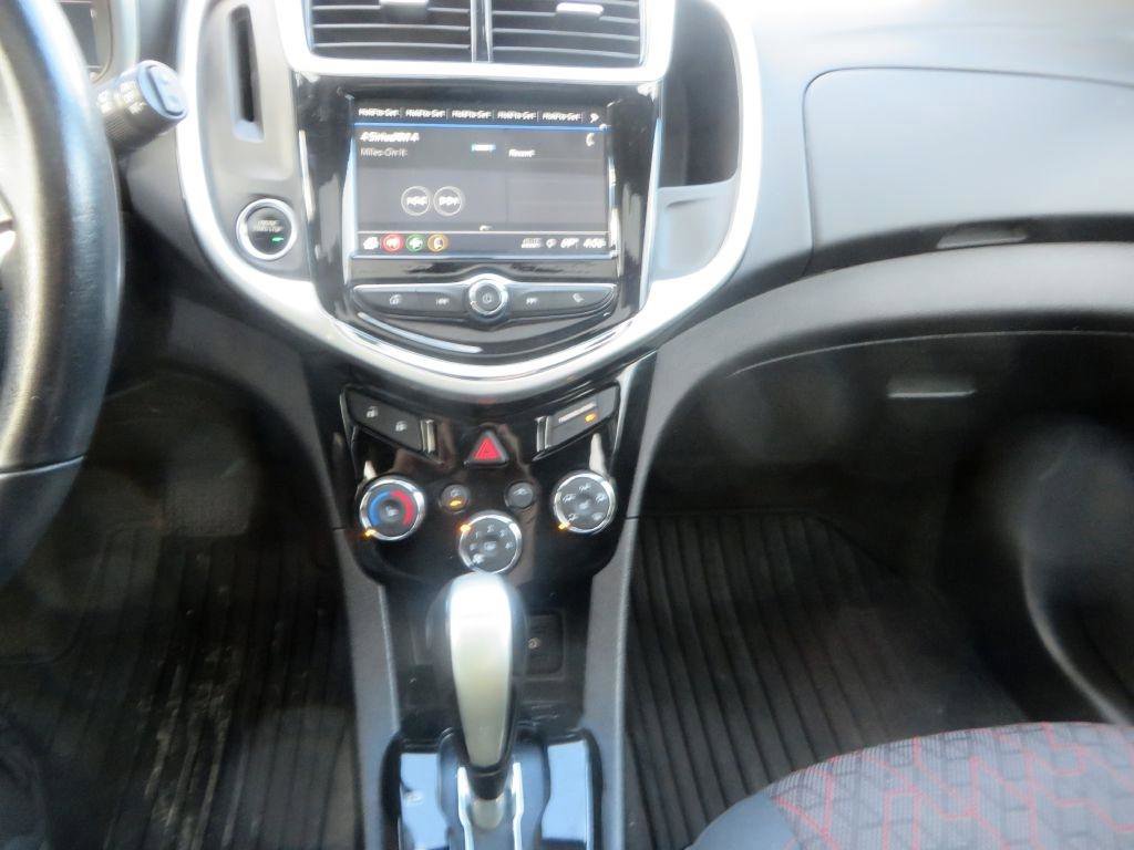 Used 2018 Chevrolet Sonic LT w/ Fun and Sun Package image 18