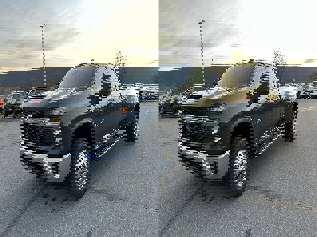 New 2026 Chevrolet Silverado 3500 LT video 3