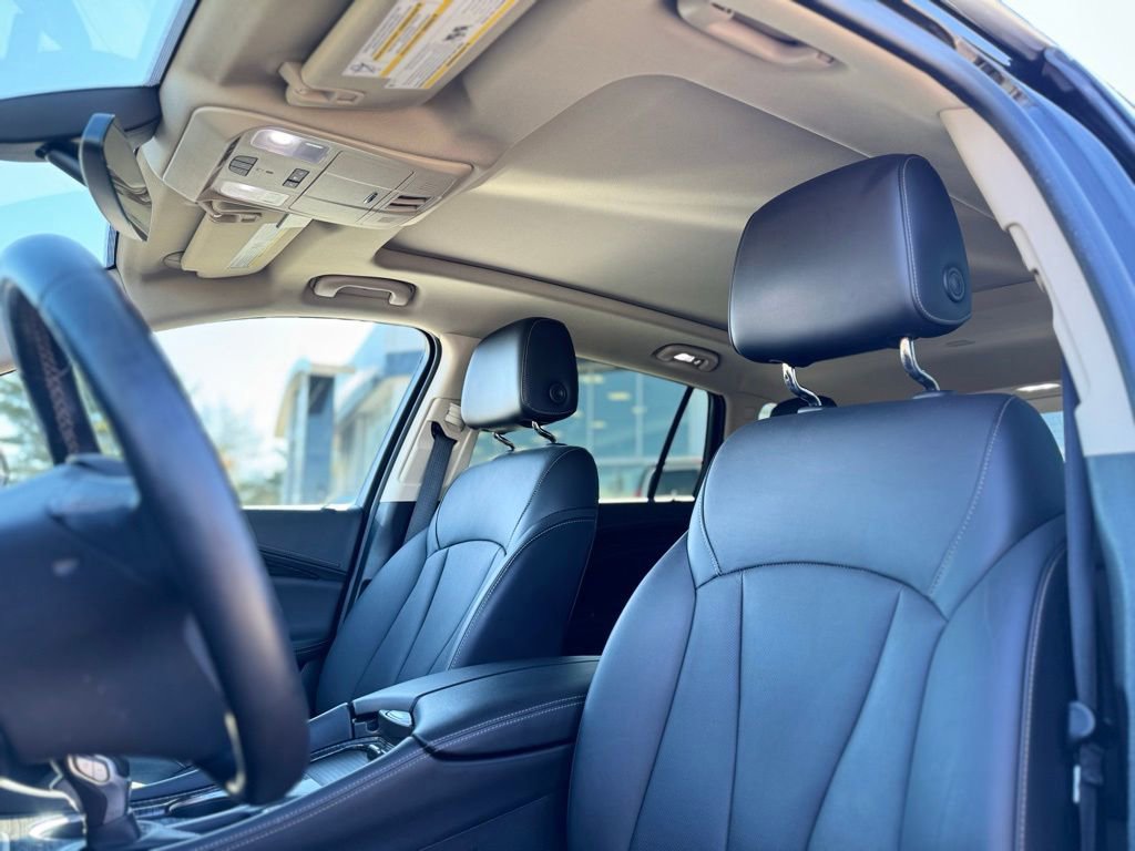 Used 2017 Buick Envision Essence image 17