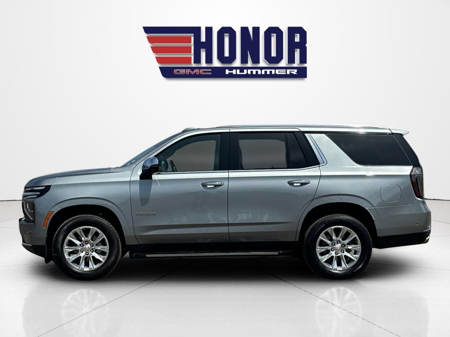 Used 2025 Chevrolet Tahoe Premier RWD image 7