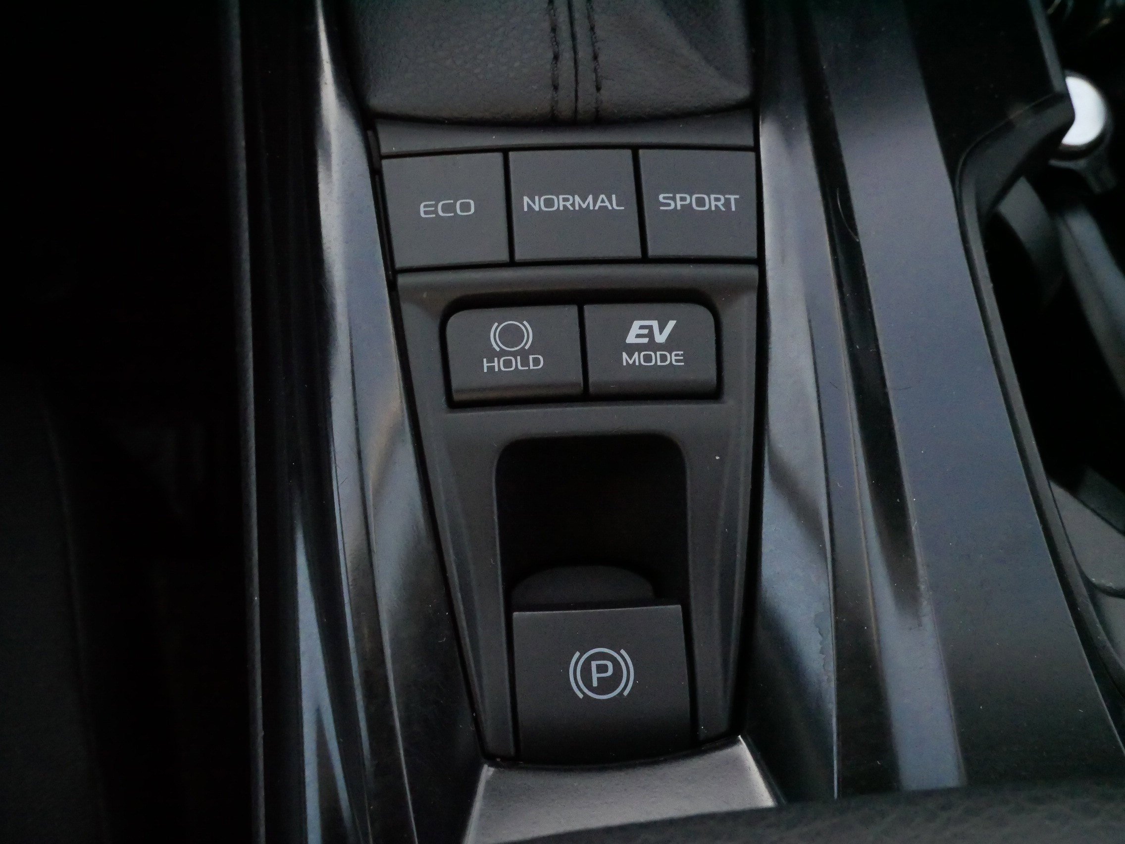 Certified 2025 Toyota Camry LE image 27