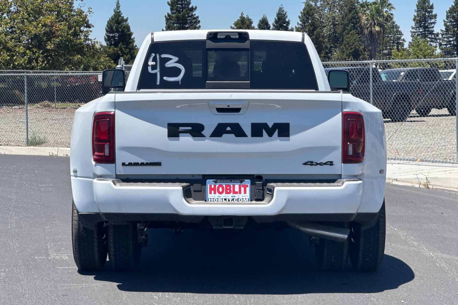 New 2026 RAM 3500 Laramie AWD/4WD image 4