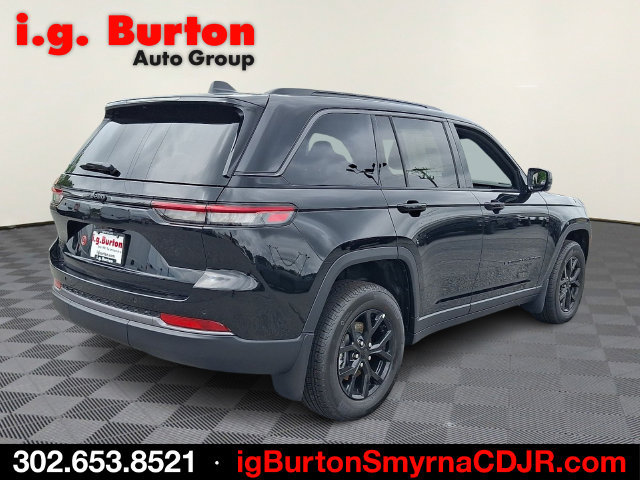 New 2026 Jeep Grand Cherokee Altitude AWD/4WD image 4