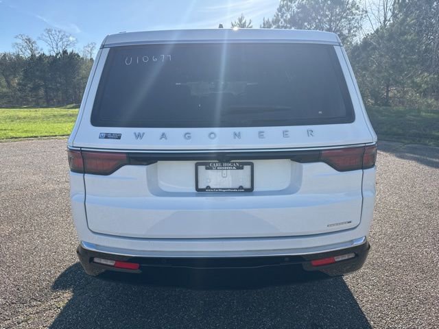 Used 2024 Jeep Wagoneer Series II w/ Flexible Seating Group image 8