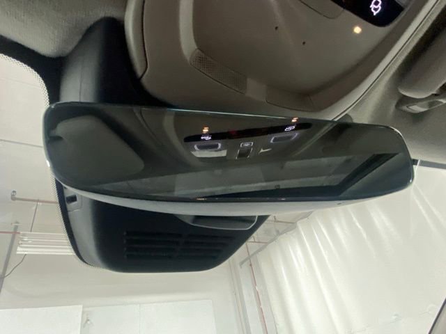 Used 2025 Volvo XC40 B5 Core AWD/4WD image 28