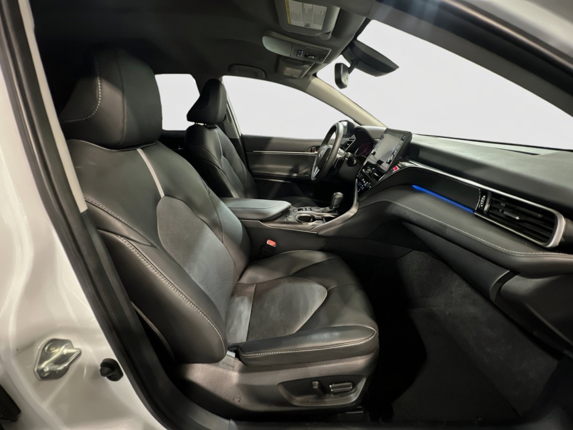 Used 2024 Toyota Camry XSE FWD image 20