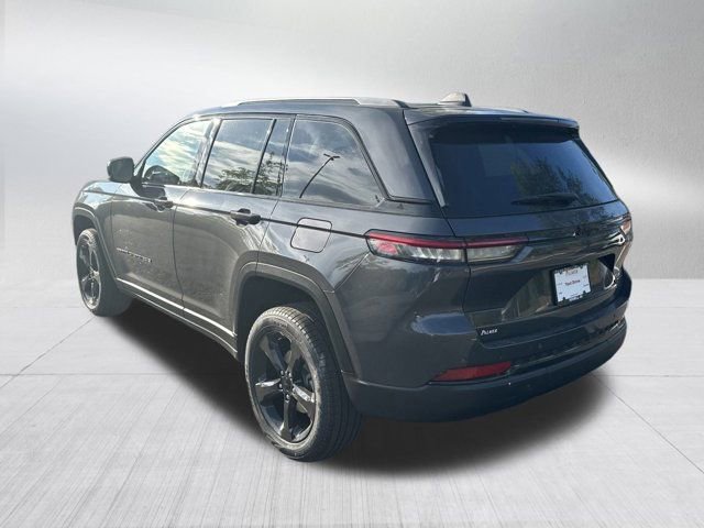 New 2025 Jeep Grand Cherokee Limited w/ Black Appearance Package image 7