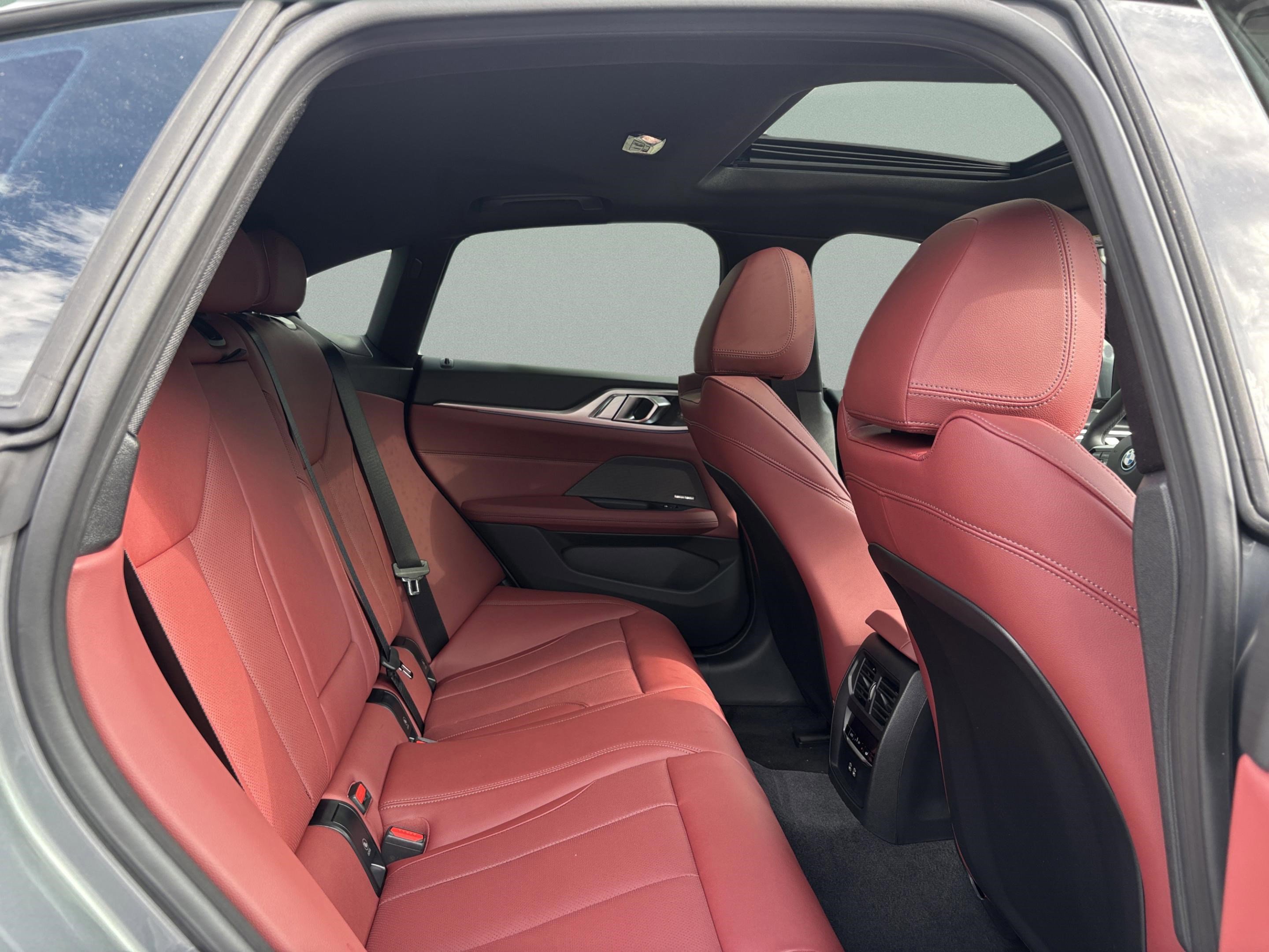 Used 2026 BMW i4 eDrive40 w/ Premium Package image 32