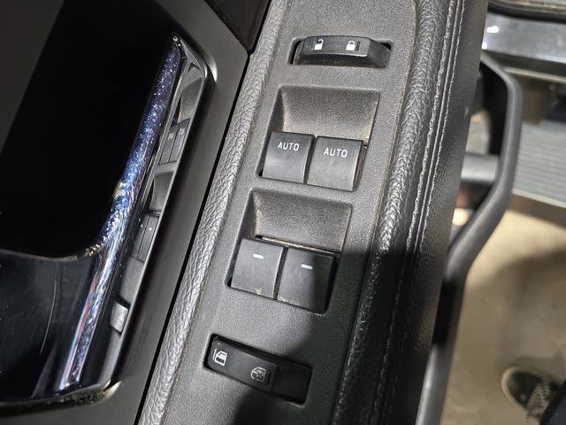 Used 2013 Ford F150 Platinum image 26