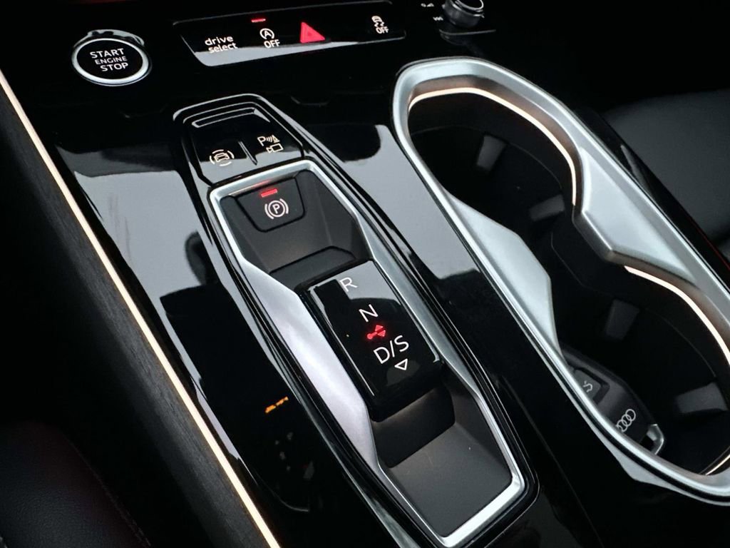 New 2026 Audi A6 Premium Plus image 22