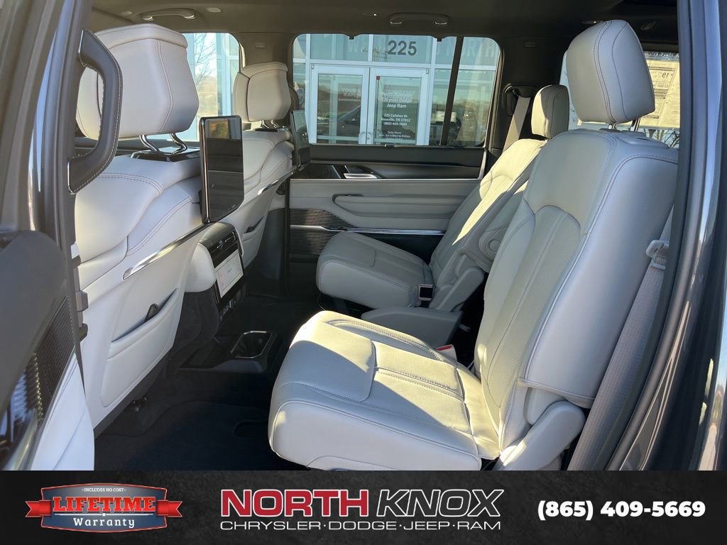 New 2026 Jeep Grand Wagoneer Summit image 15
