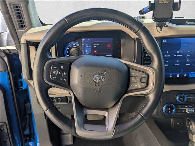 Used 2023 Ford Bronco Wildtrak image 13