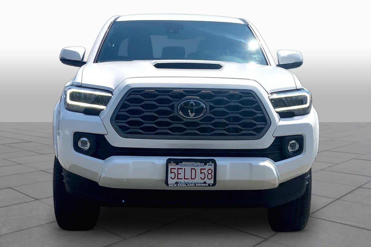 Certified 2023 Toyota Tacoma TRD Sport w/ Technology Package AWD/4WD image 4