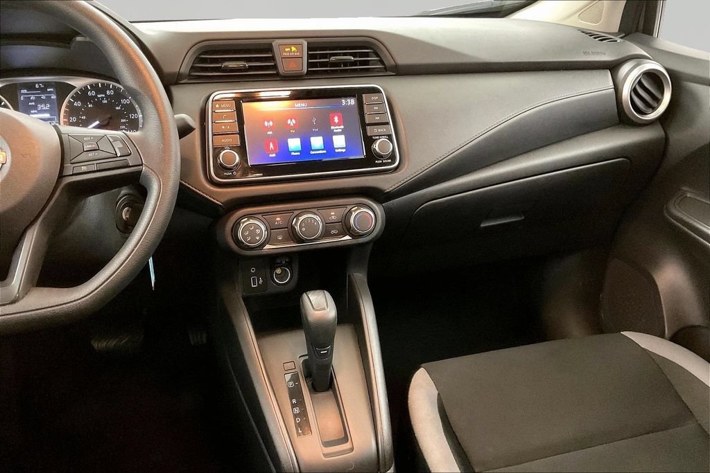Used 2025 Nissan Versa S w/ Trunk Package FWD image 9