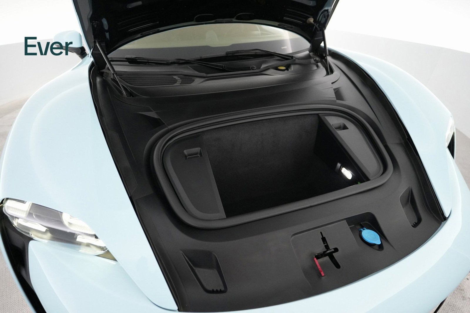 Used 2020 Porsche Taycan 4S image 23