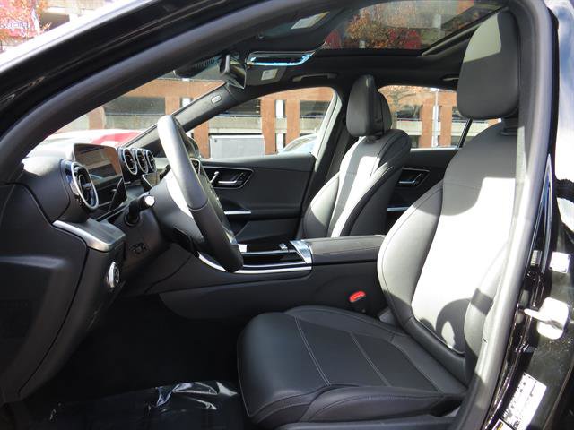 Used 2025 Mercedes-Benz C 300 4MATIC Sedan image 19