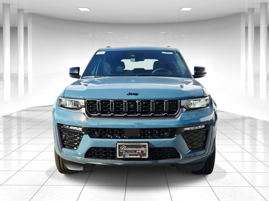 New 2026 Jeep Grand Cherokee Limited AWD/4WD image 8