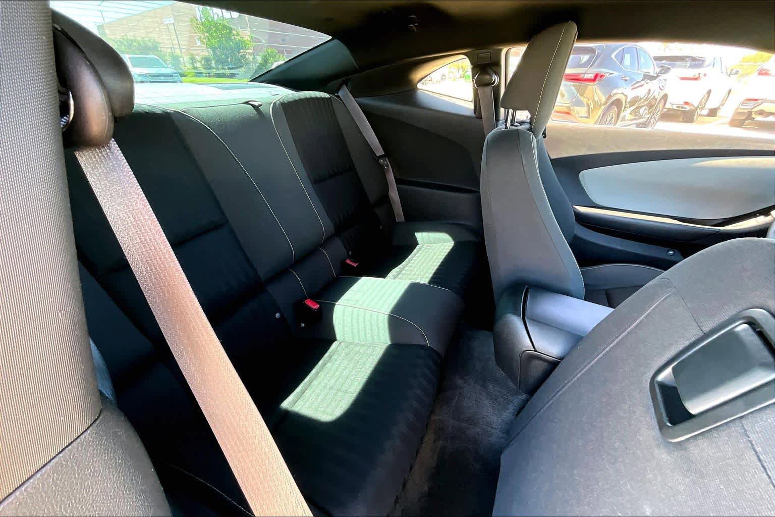 Used 2015 Chevrolet Camaro LS RWD image 19