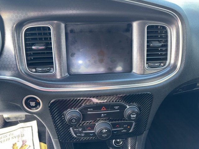 Used 2017 Dodge Charger SXT image 16