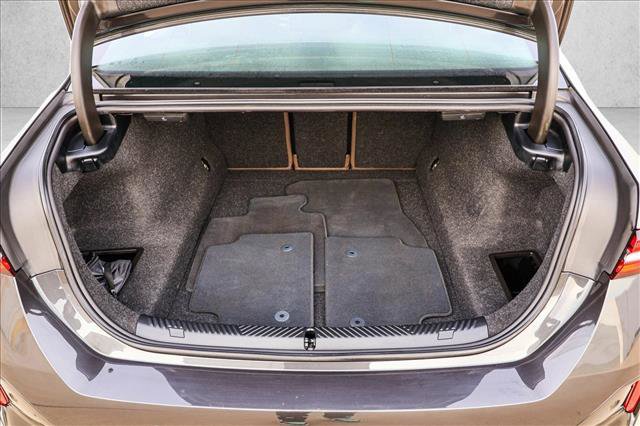 Used 2026 BMW 530i xDrive image 24