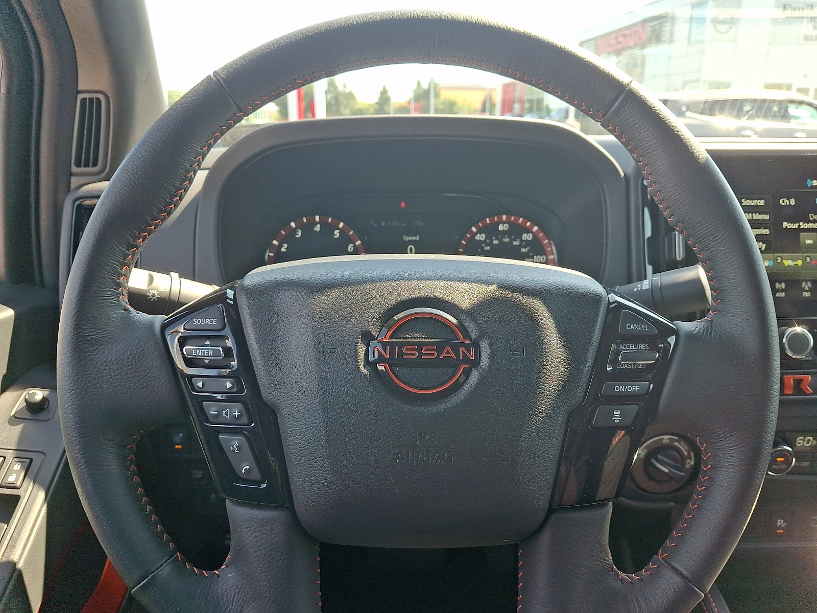 Certified 2025 Nissan Frontier PRO-4X AWD/4WD image 18