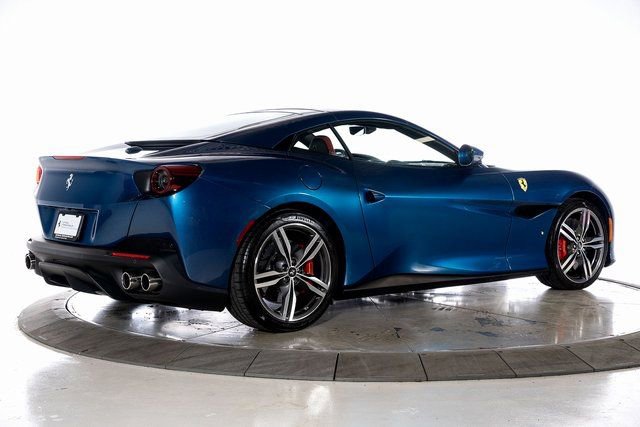 Certified 2019 Ferrari Portofino image 2