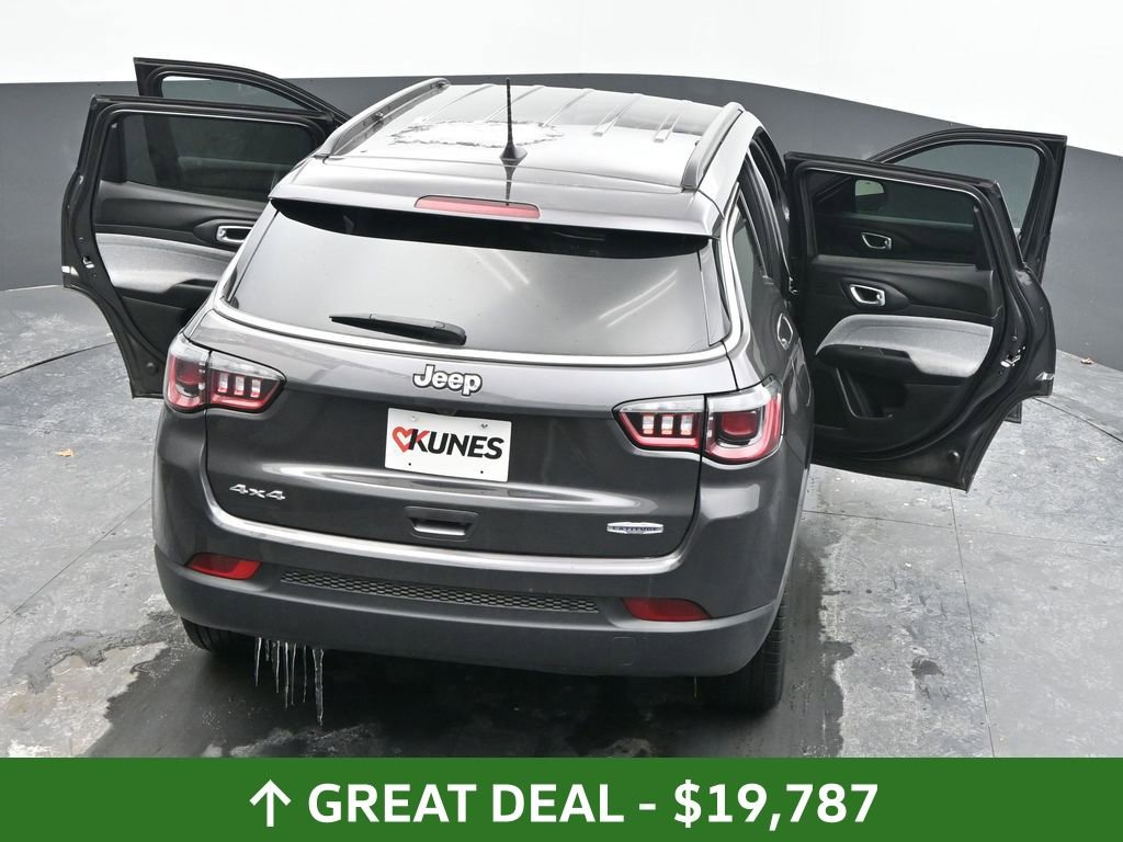 Used 2024 Jeep Compass Latitude image 66