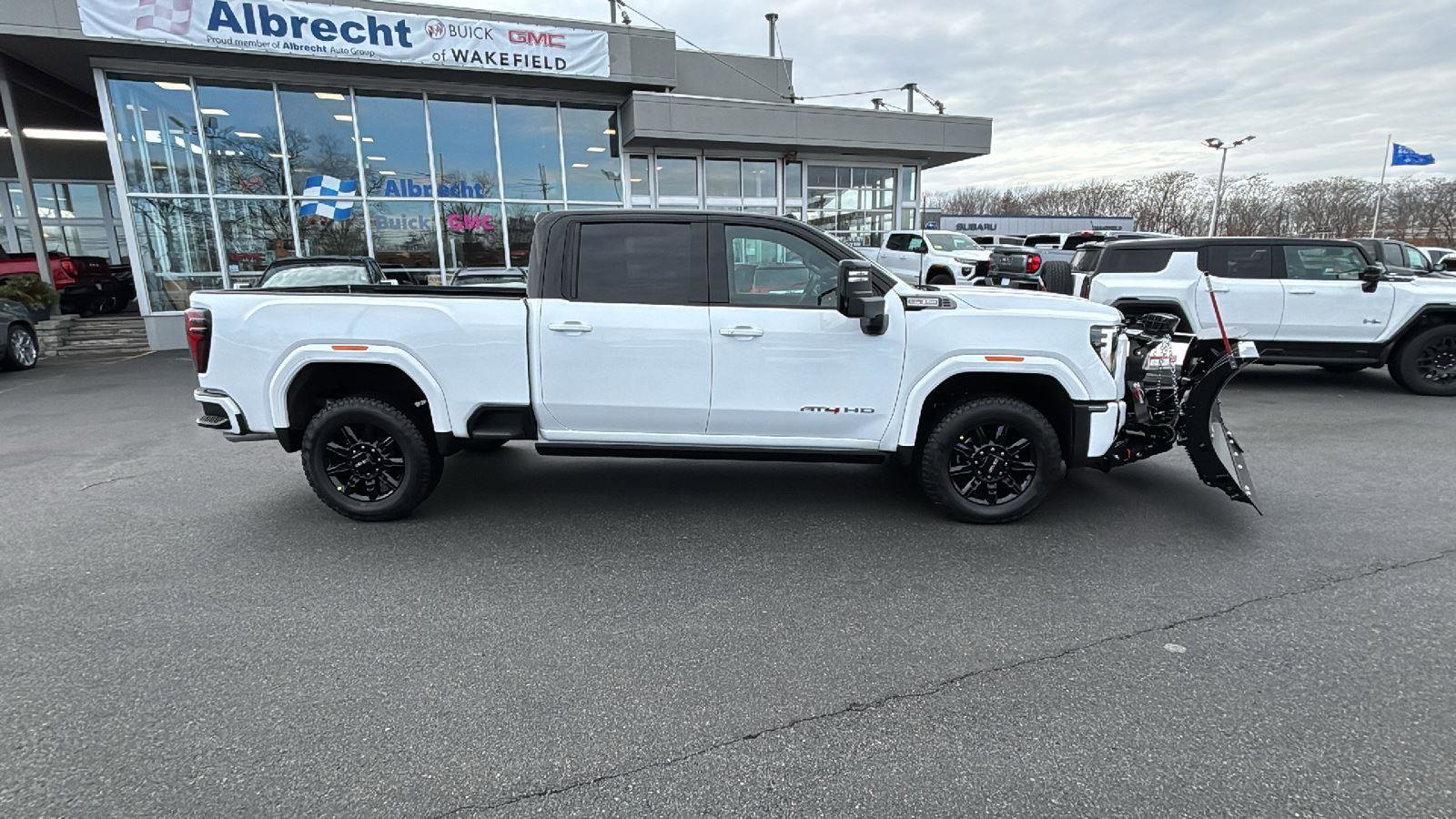 New 2026 GMC Sierra 2500 AT4 w/ AT4 Premium Plus Package image 8