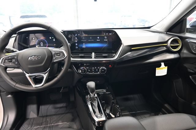 New 2026 Chevrolet Trax ACTIV w/ Sunroof Package FWD image 12