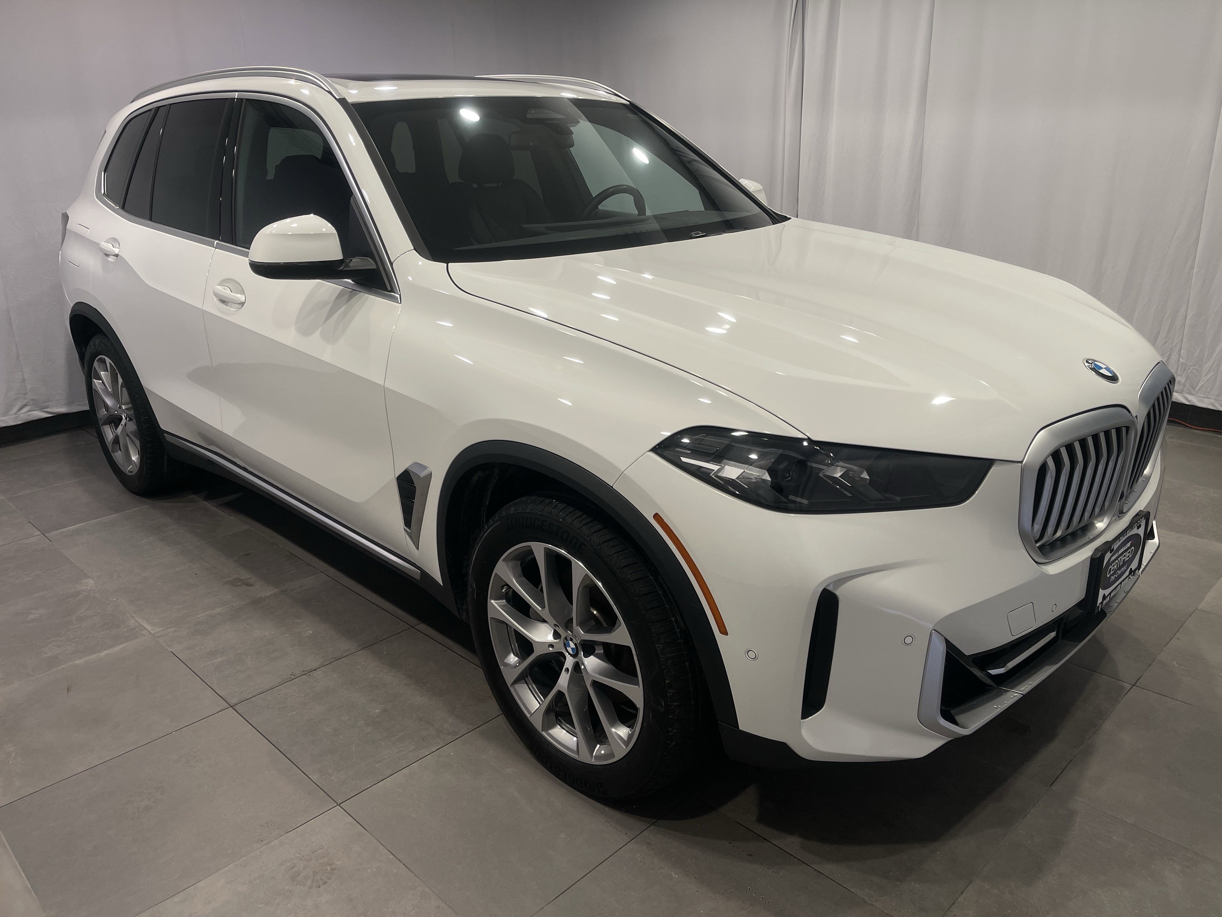 Used 2024 BMW X5 xDrive40i image 3