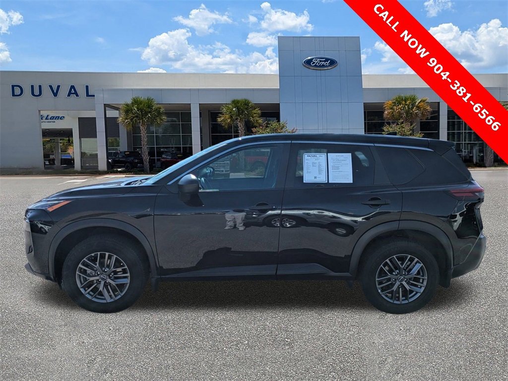 Used 2023 Nissan Rogue S image 6