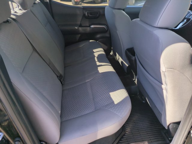 Used 2021 Toyota Tacoma SR5 AWD/4WD image 18