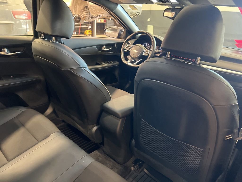 Certified 2024 Kia Forte GT-Line w/ GT-Line Premium Package image 15