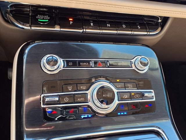 Certified 2023 Lincoln Nautilus Reserve image 19