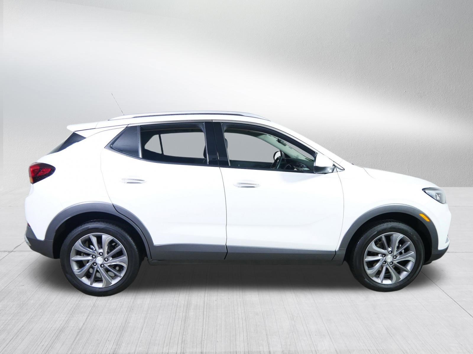 Used 2023 Buick Encore GX Essence w/ Experience Buick Package image 8