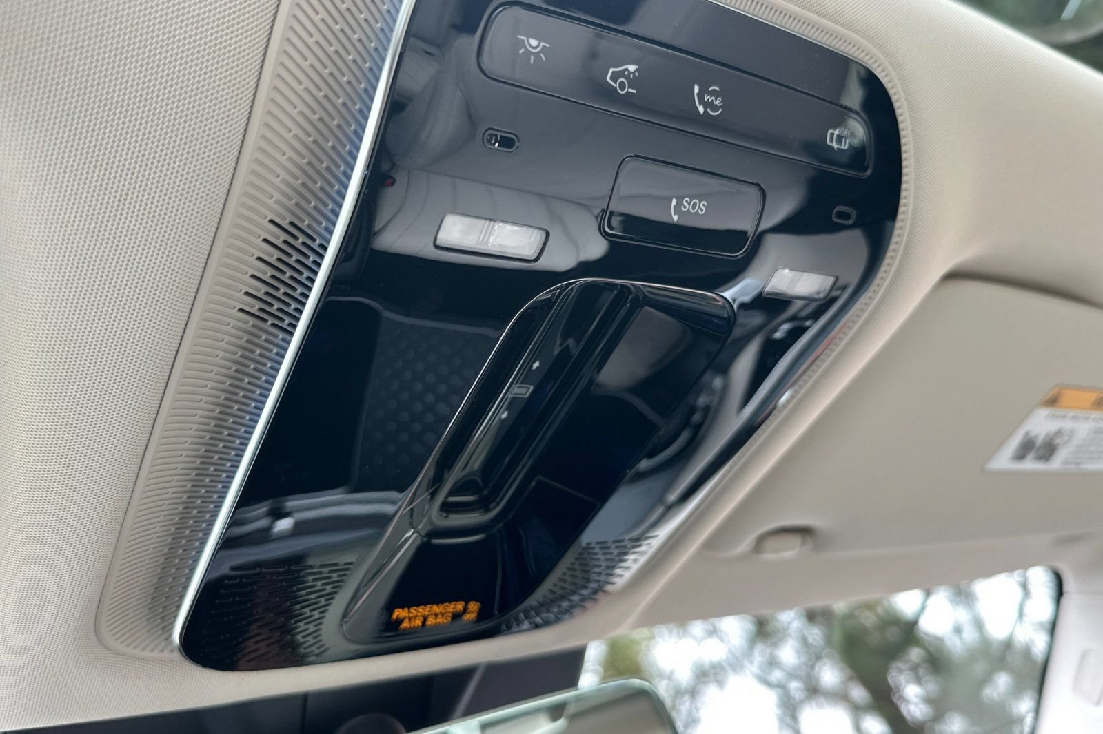 Used 2025 Mercedes-Benz E 350 4MATIC Sedan image 24