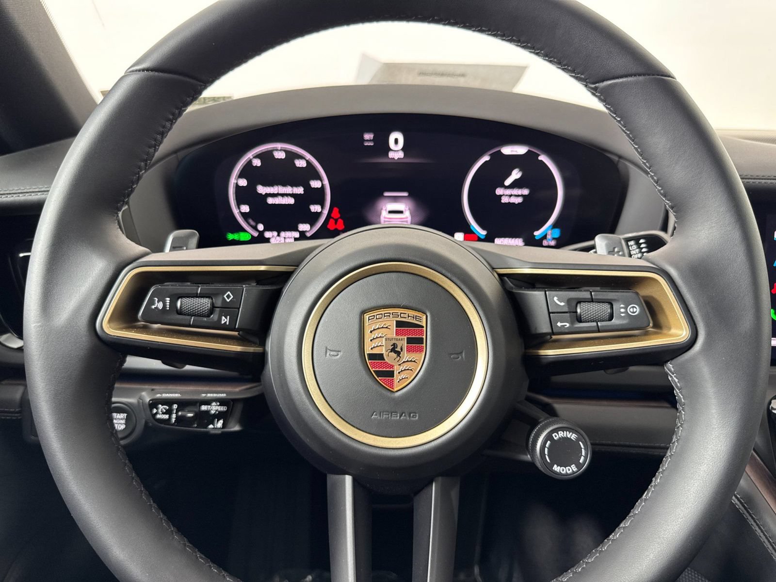 Certified 2025 Porsche Panamera RWD image 23