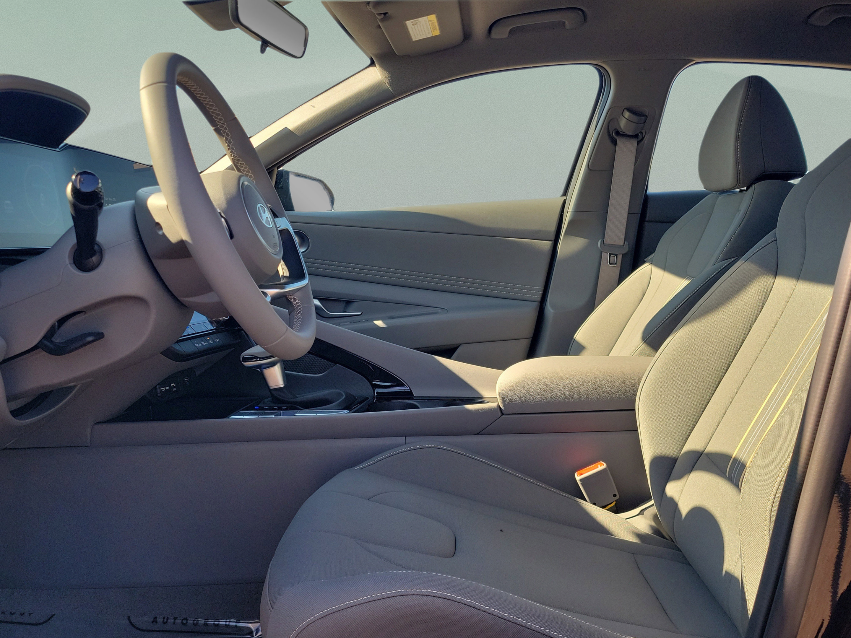New 2026 Hyundai Elantra SEL FWD image 15