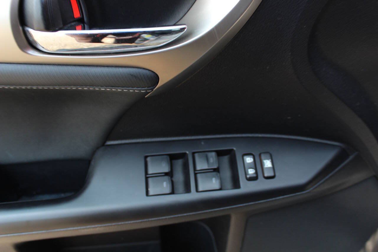 Used 2014 Lexus CT 200h w/ F Sport w/Nuluxe Interior FWD image 13