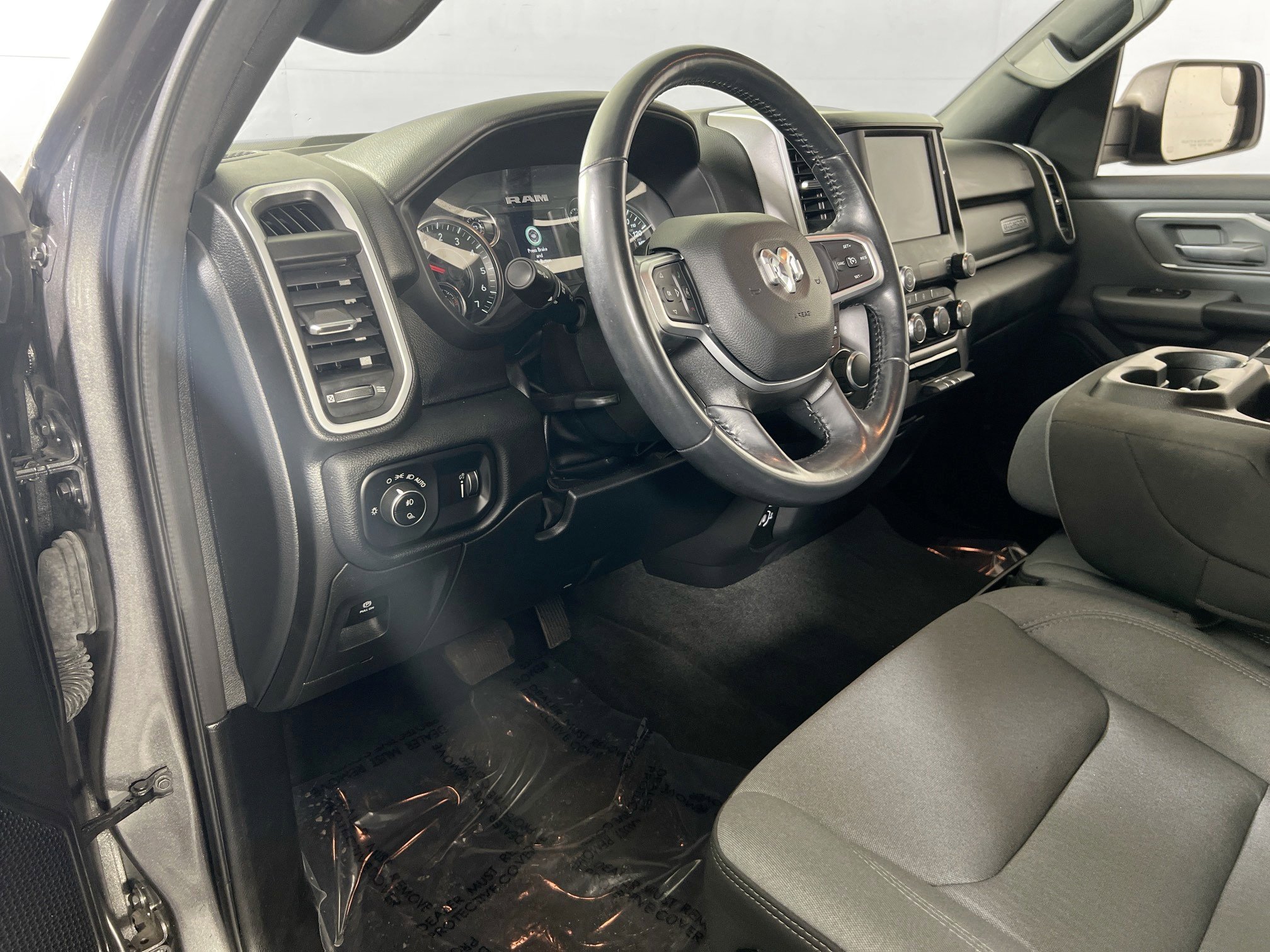 Used 2023 RAM 1500 Big Horn image 9