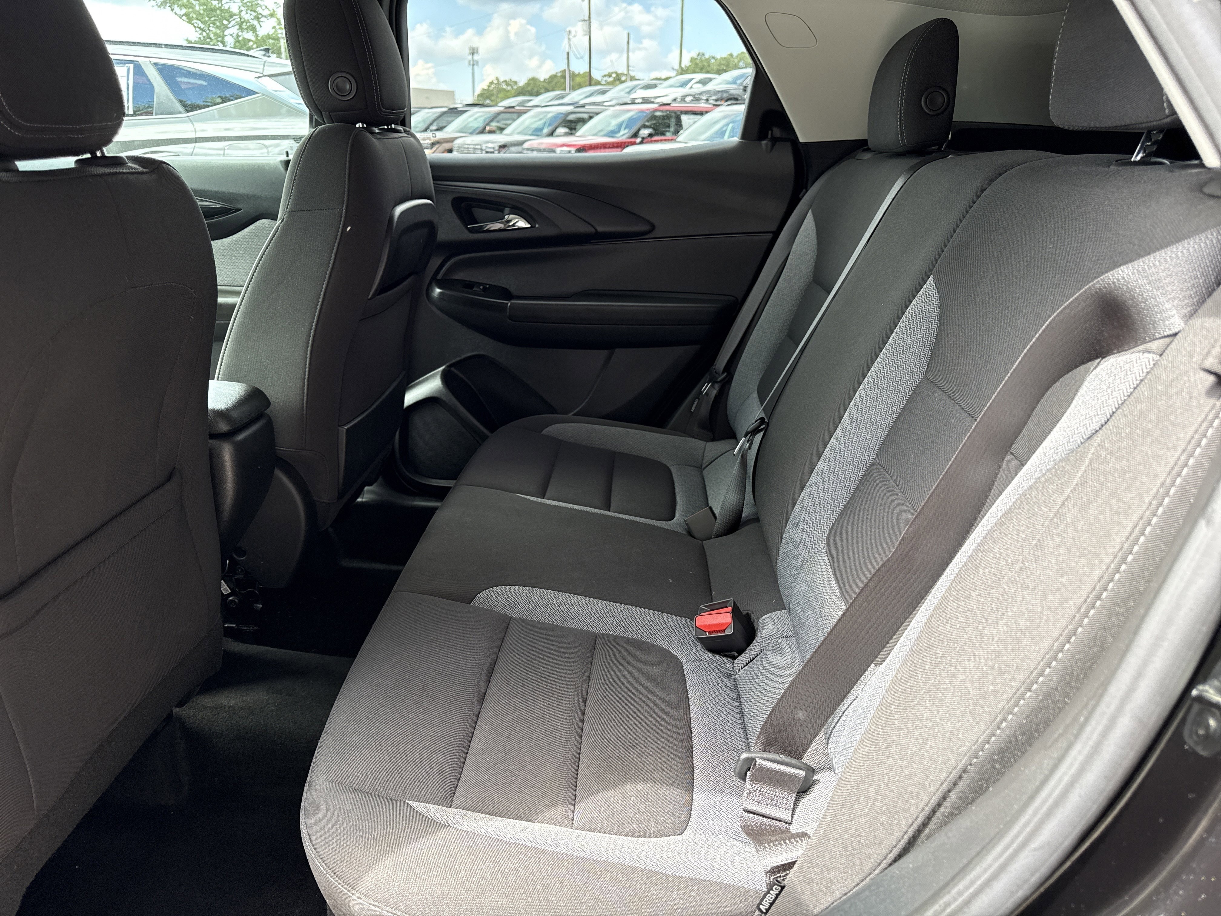 Used 2024 Chevrolet TrailBlazer LT w/ LT Cold Weather Package image 13