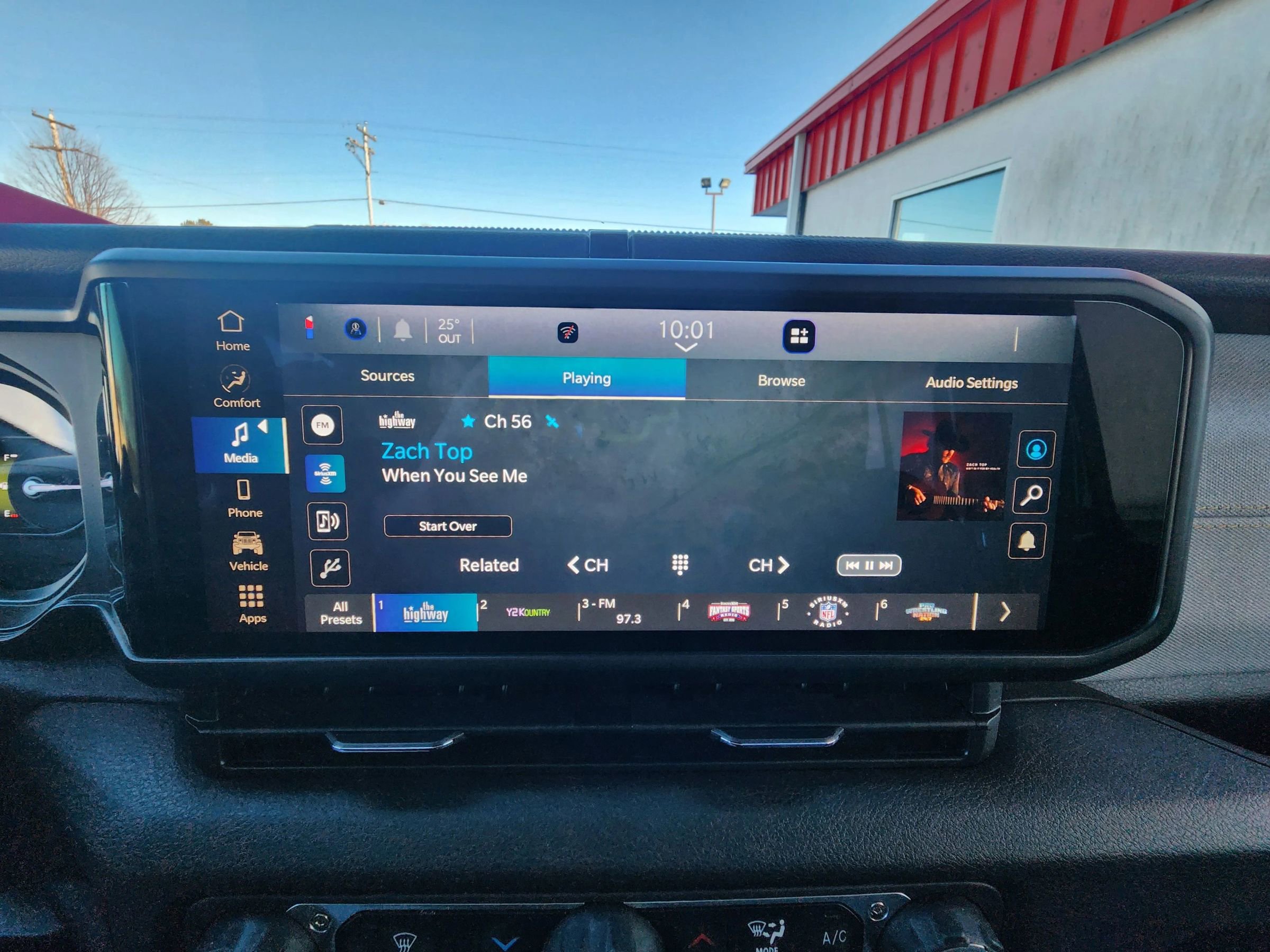 Used 2025 Jeep Wrangler Unlimited Sport S 4xe image 36